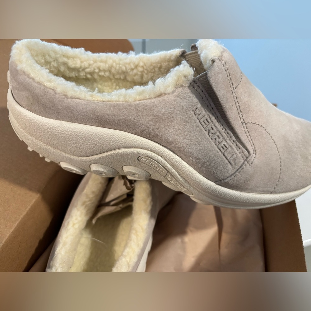 Merrell NIB Women's Slip-On Shoes - Beige and Cream